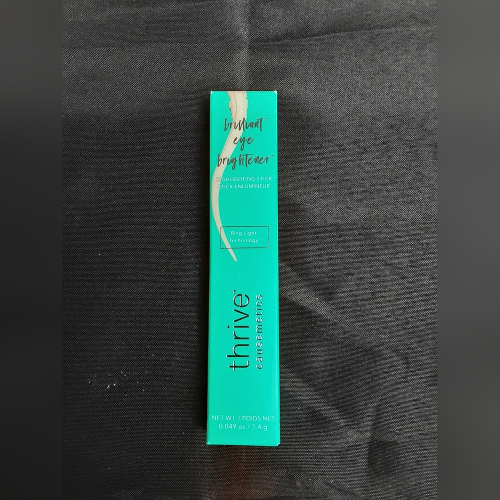 thrive causemetics Brilliant Eye Brightener - Stella M222
